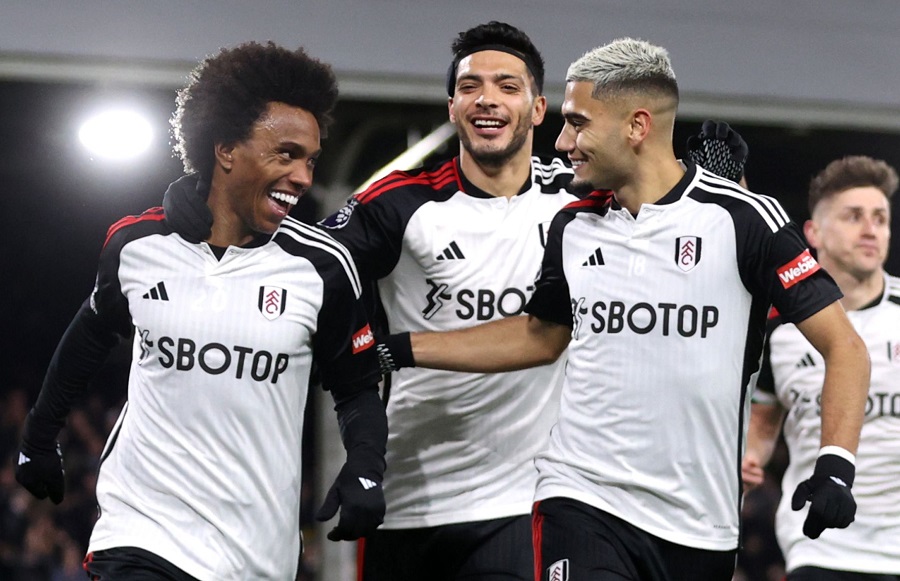 Chiến Thuật FC Online: Fulham 4-2-2-1-1 – Bước Đột Phá Trong Rank Xếp Hạng