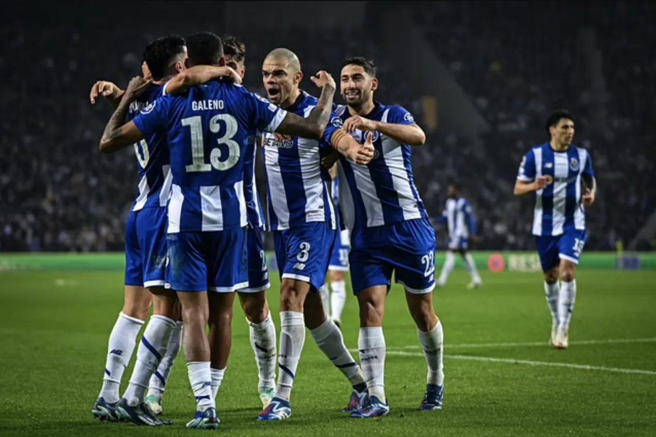 Khám Phá Chiến Thuật FC Online: Sơ Đồ 4213 với Team Color Porto Hiện Đại